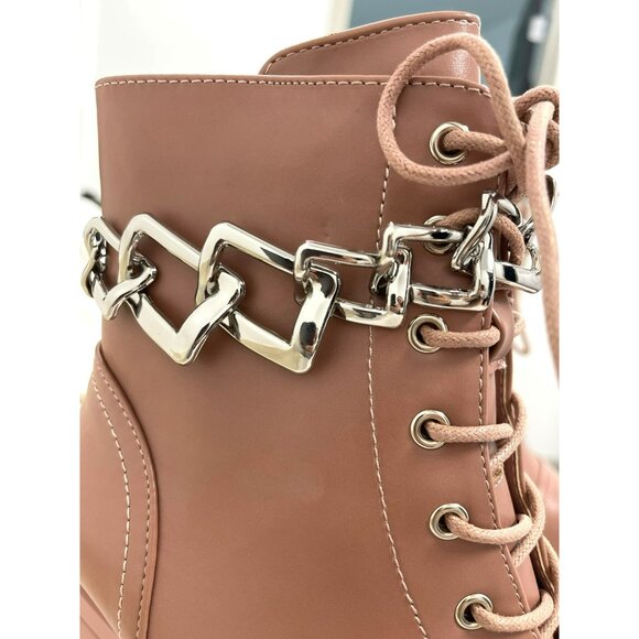 Cape Robbin Size 8 Nude Lug Heel Sole Platform Ankle Boots NWB - Picture 2 of 8